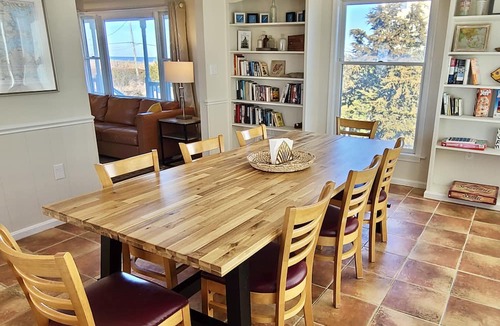 Broadkill Beach House | 🏖Sunset Gem, Waterfront Creek/Dock 🚣‍♀️ Beach Across Street 🦴Pet Friendly
