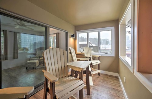 Bolton Landing Apartment | Lakefront Bolton Retreat w/Balcony + Views!