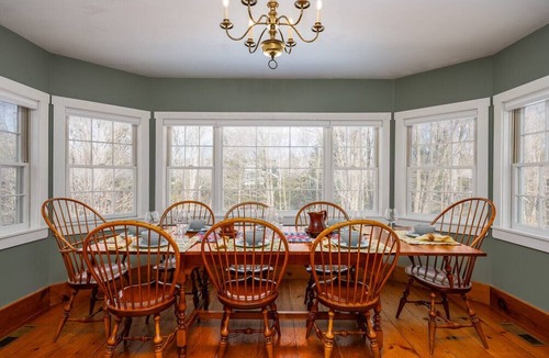 Killington House | CountryBear- AC, Pool, Hot Tub, Fire Pit, Grill