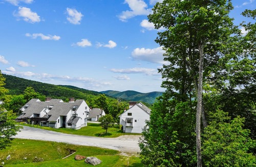 Killington Condo | Sunrise East Glade C8 Ski to From Best Sports Center in Killington Indoor Pool Gym Spacious Sunrise condo