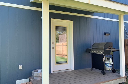 Kenai House | The Redoubt View - Just a short walk to the Kenai Beach