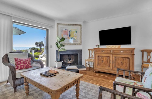 Wrightsville Beach House | Beautiful ocean front townhome in the heart of WB!