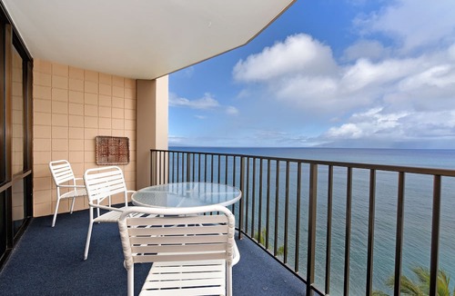 Kahana Condo | Ocean Front @ Great Price-8th Floor- Listen to Ocean from the Master Bedroom