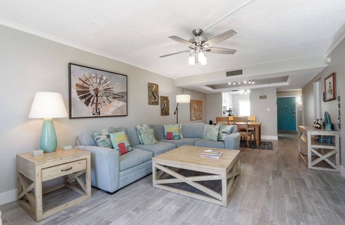 Sanibel Condo | East End of the Island - Lighthouse Point 219
