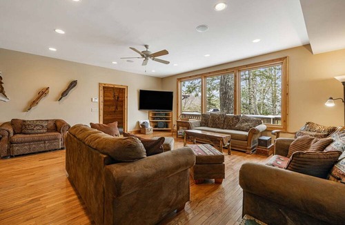 Banner Elk Cabin | Spacious Mountain Lodge w/Hot Tub, Sauna, Theater & Game Room Near Banner Elk