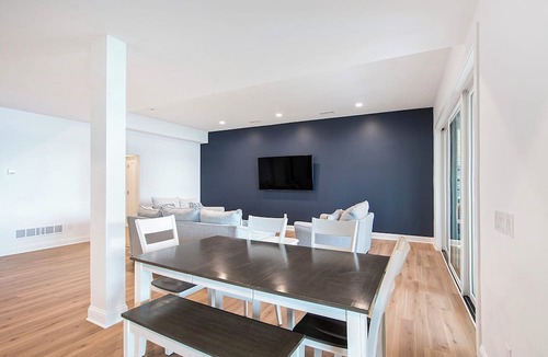 Fennville House | Custom Luxury on Hutchins Lake near Saugatuck, elevator, hot tub, sleeps +17