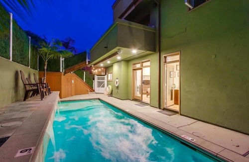 Leucadia House | Private Pool * Ocean Views * Beach Across The Street!