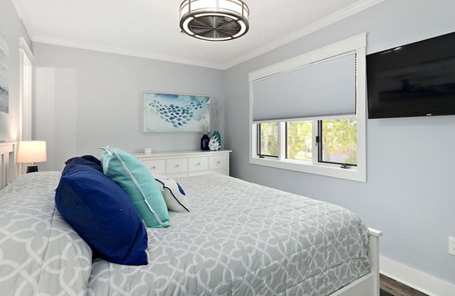 Bethany Beach Condo | Welcome to Sea Glass Cottage, Walk, bike, trolley, or drive to the Beach!