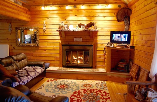 Spruce Pine Cabin | Cozy Mountain Cabin with pond one mile from the Blue Ridge Parkway