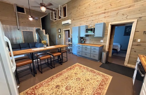 Double Springs House | Lakefront Paradise in Double Springs, AL 6BR Cabin with Private Dock