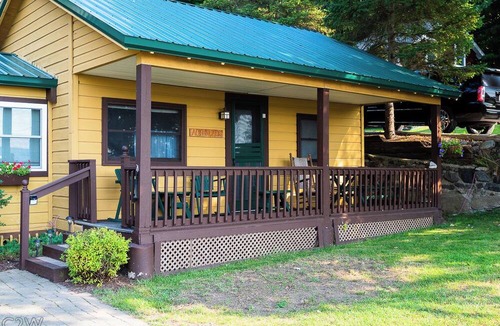 North Lake George Cabin | Trout House Village Resort