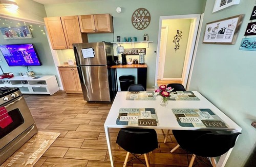 Providence Apartment | The PVD Penthouse ⭐Near Brown, RISD, College Hill⭐Top Rated Host ⭐Min to Dwntwn