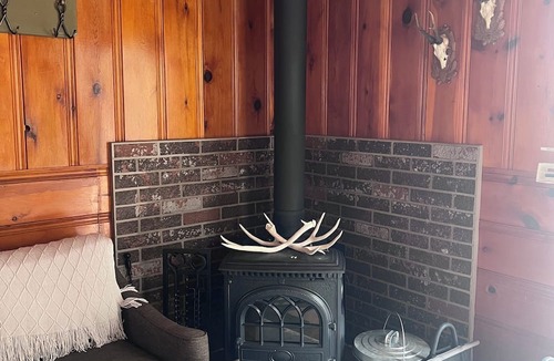 Green Valley Lake Cabin | Cabin Sweet Cabin, near the lake - pet friendly!