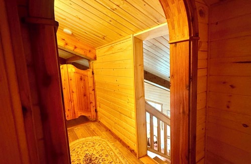 Marblemount House | Rainbow House Private Annex: Charming comfort at North Cascades National Park!