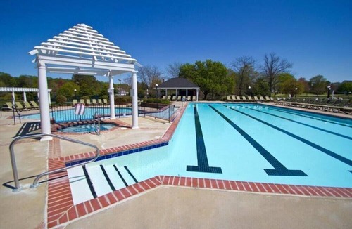 Berkeley House | 8BDR/8BA value package near attractions. Sleeps 24. Best value in Williamsburg!