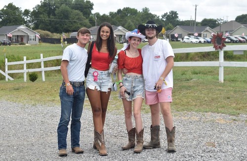 Cullman RV Rental | Walk to Rock The South Tent/Car Camping
