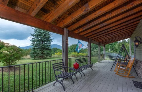 Sugar Mountain House | Spacious 6-bedroom house Sugar MTN Mansion 1mi to slope Hot Tub GrandfatherViews