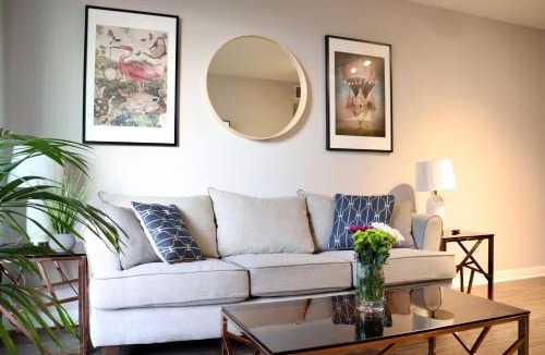 Wilshire Montana Apartment | Heart of Santa Monica Free Parking
