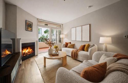 Westwood Apartment | Promo Casa Miel Heart of Westwood Luxury Condo