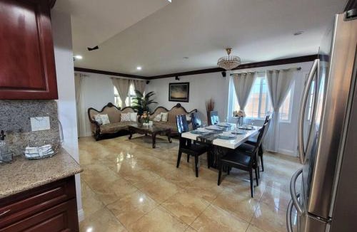 Huntington Beach Apartment | Luxstay in Huntington Beach