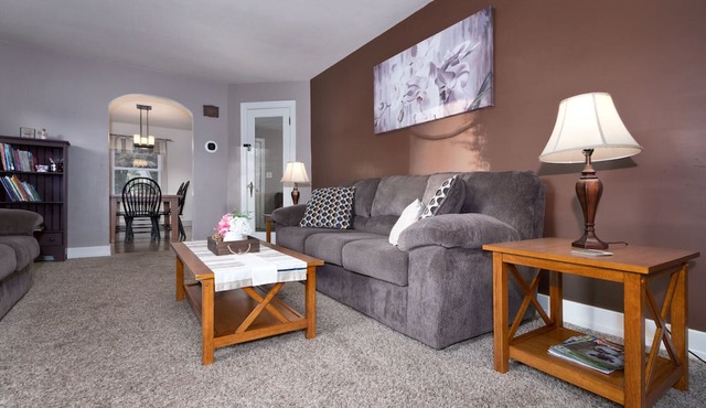 Translators Cottage: Family-friendly Stay in Lancaster County