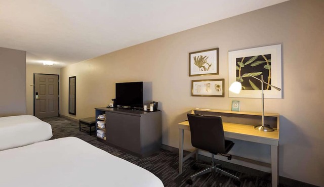 Country Inn & Suites by Radisson, Marion, IL in Marion