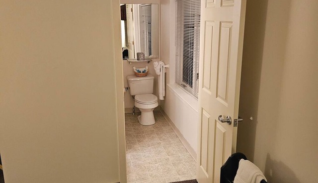 Charming 1-bedroom hotel with AC and WiFi in delightful Phoenixville in Phoenixville
