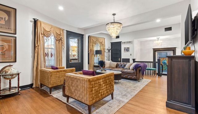 The Prohibition - A Uniquely Designed Midtown Stunner Located Only Mins From KC's Major Attractions!
