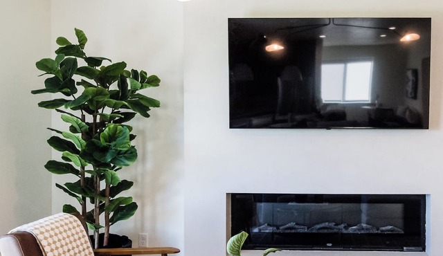 Brand new 3 bed 2 bath with sunset views in Smithfield