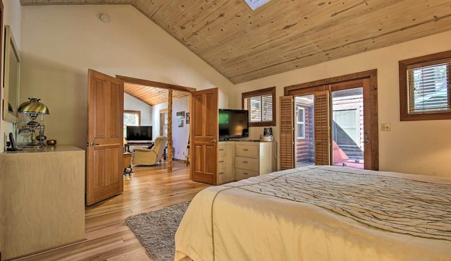 5 Mi to Hiking: Custom Cabin w/Deck in Arnold!