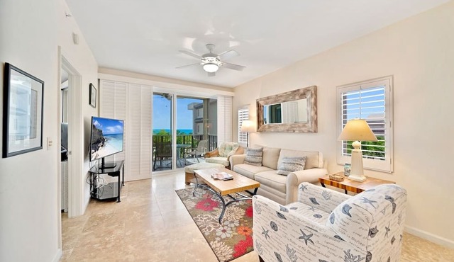Gulf-Front Comfort at Shell Island Beach Club 7B