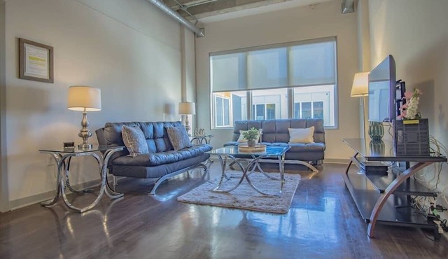 1BR Apartment Walking Distance to FOX Theatre in Atlanta