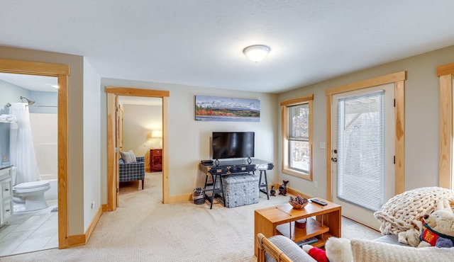 White Mountain Home Near Lakes & Kancamagus Hwy!