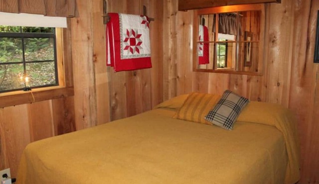 Creekside at Do Drop Inn Cabin Rentals in Fancy Gap