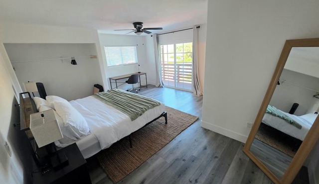 4-bedroom GEM with Mountains Views w/Pool & Basketball court, Relax & Play!