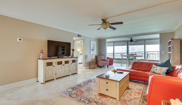 Panoramic Gulf Views: Renovated Fort Myers Condo!