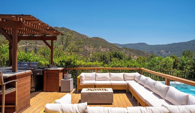 Private Canyon Oasis Pool + Spa + Fire Pit + Mountain Views | DreamsAwake