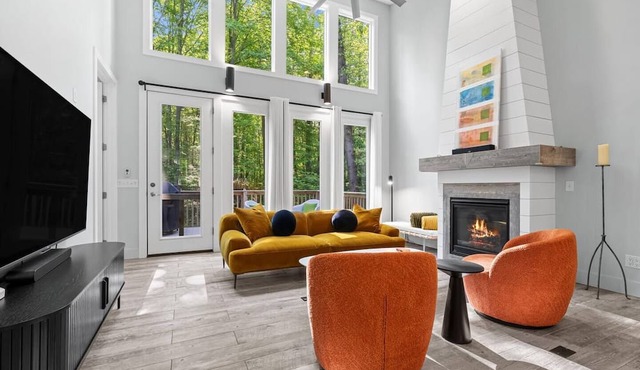 Luxury Private Estate on 5 Acres
