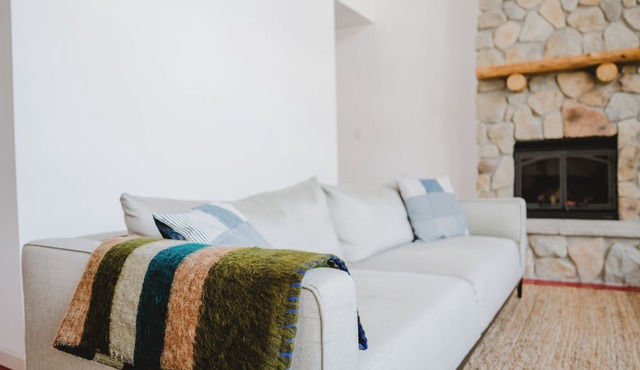 Hyak Hideout 3-bedroom chalet in welcoming Snoqualmie Pass with WiFi