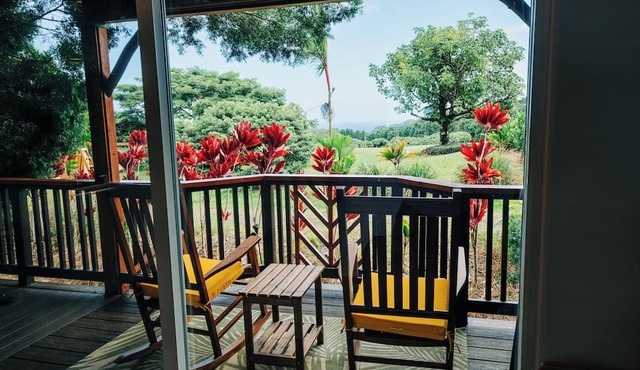 The Treehouse at Hulili Farm - NEW