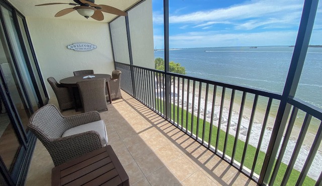 Sanibel Harbour Resort - 314: Stylish condo steps away from private beach.