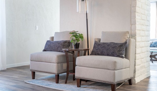 Mid-Century Calabasas Residence