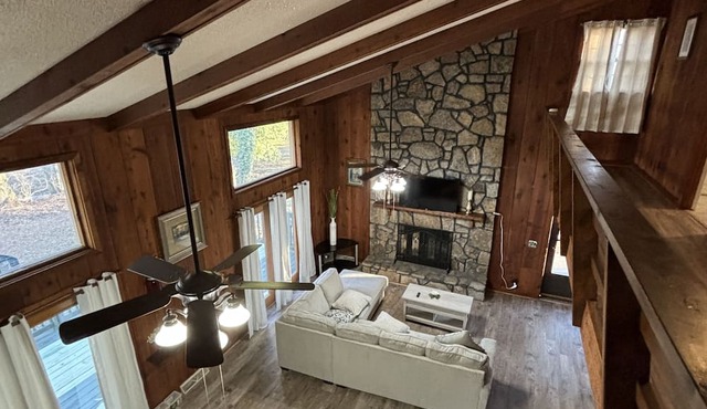 Chatsworth Charm Cabin-Influenced House