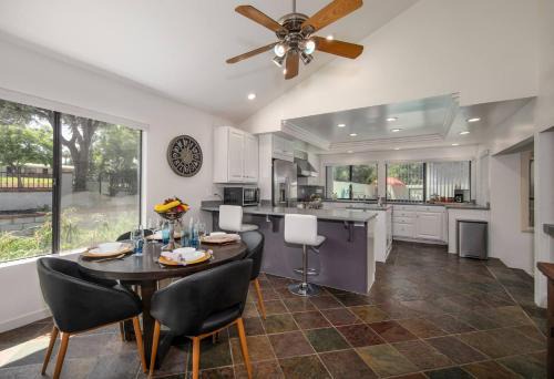 Peaceful Private Retreat In The Heart Of Town